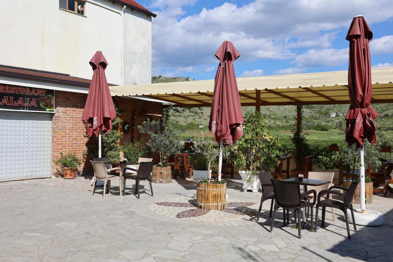 Hotel Kalaja Boks Екстер'єр фото