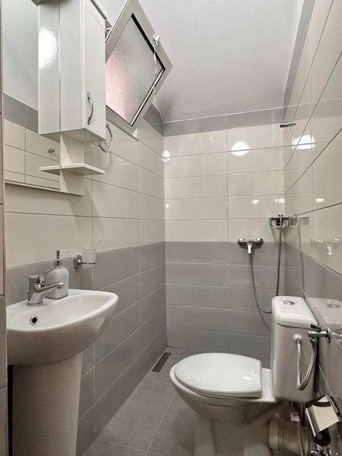 Hotel Kalaja Boks Екстер'єр фото