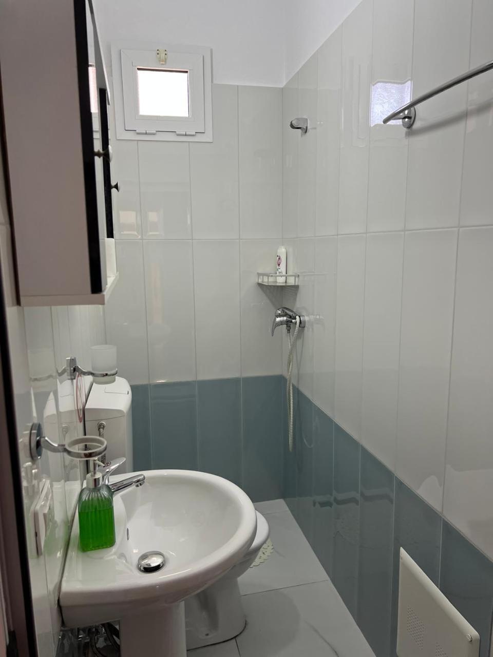 Hotel Kalaja Boks Екстер'єр фото